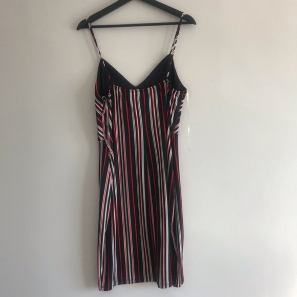 Multicolored Striped Fitted dress - Picture 3 of 3